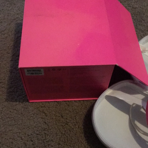 Beats by Dre - Picture 4 of 4